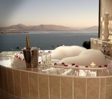 Jacuzzi